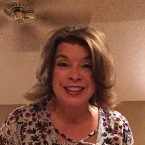 Meet your Posher, Andria